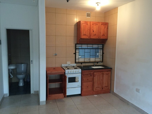 Imagen 4 de 7 de Venta En Block: 2 Departamentos De 2 Ambientes