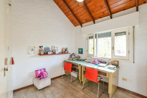 Imagen 17 de 30 de Casa De 4 Dormitorios En Venta Con Pileta En Aldea