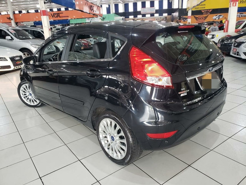 Imagem 3 de 8 de Ford Fiesta 2016 1.6 16v Titanium Flex Powershift 5p