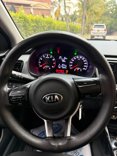 Kia Rio 1.4 Vibrant Hb At