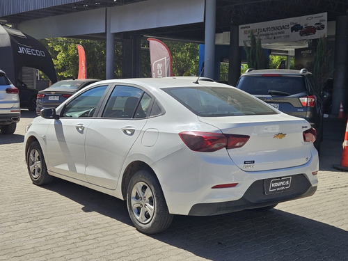 Chevrolet Onix NB 1.0T MT