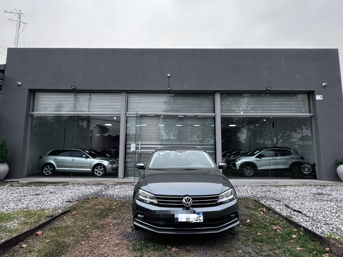 Volkswagen Vento 1.4 Comfortline 150cv