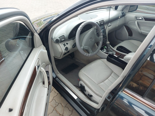 Imagen 4 de 9 de Mercedes Benz C230 Europa