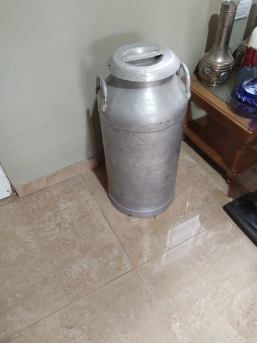 Antiguo Tarro Lechero Original Tambos Gándara. (Usado)