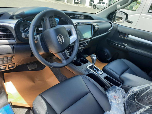 Imagen 9 de 9 de Toyota Hilux. Srv-tss. 2023