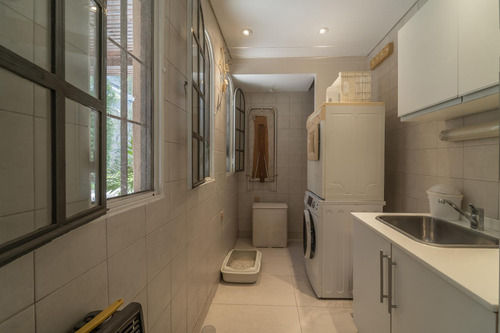 Impecable Casa En Venta Saavedra