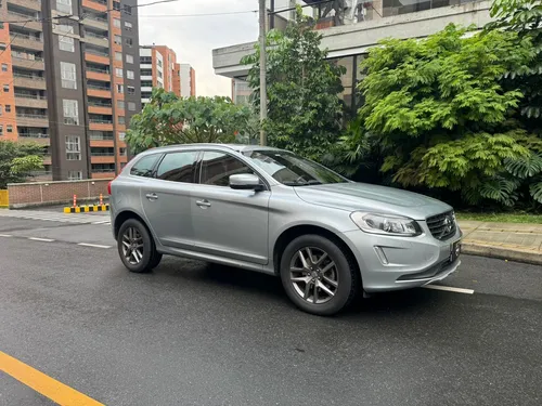 Volvo XC60 2.0 T5 Awd Summum