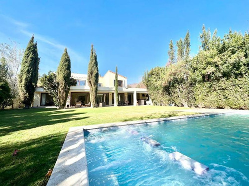 Hacienda Chicureo, Excelente Casa Con Quincho Y Piscina