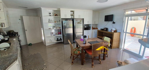 Casa A Venda No Bairro Tamboré Em Barueri - Sp. - Vptb01-46-1
