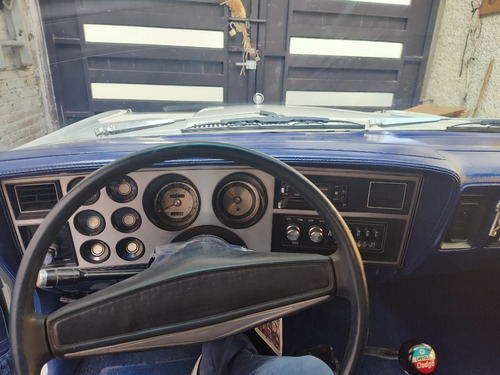 Dodge Dart 82 Clasico