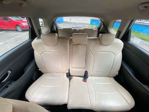 Imagen 22 de 25 de Kia Carens Suv Ex 2016
