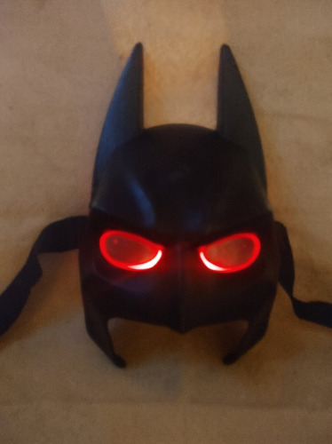 Máscara De Batman Con Luz En Los Ojos | MercadoLibre