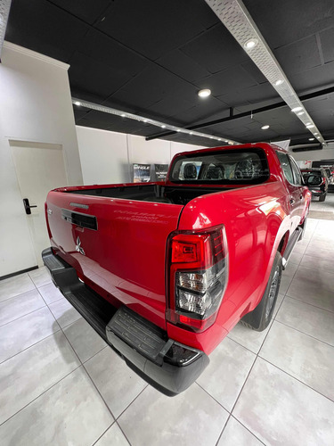 Mitsubishi L200 2.4 Di-d High Power 181cv Cuero