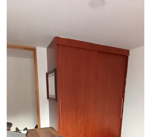 Apartamento Iluminado, Fresco Y Cómodo En Puerta Madera