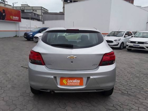 Imagem 2 de 9 de Chevrolet Onix 1.0 Mpfi Joy 8v Flex 4p Manual