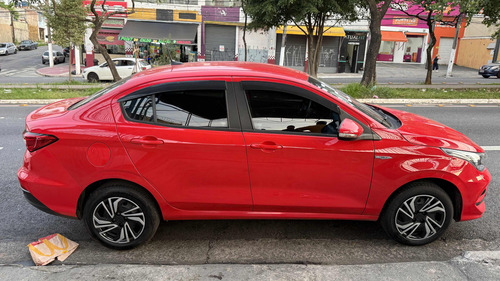 Fiat Cronos 1.3 Drive Flex 4p