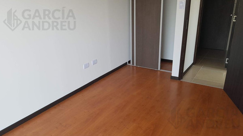 Departamento 1 Dorm 1° De Mayo Al 1800
