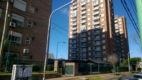 Departamento En Venta - 2 Dormitorios 1 Baño - 53mts2 - Avellaneda