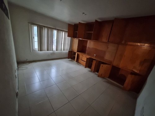 Ubicadisimas Y Excelentes Oficinas Y/o Consultorios En Renta En Lindavista