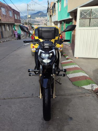 Apache Rtr 200