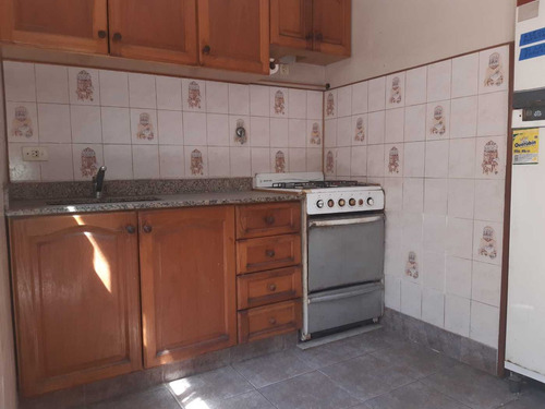 Imagen 7 de 29 de Venta Ph En Ramos Mejia 4 Amb Con Cochera Y Patio
