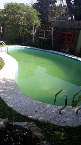 Casa 5 Ambientes Con Cocheras Cubiertas Parque