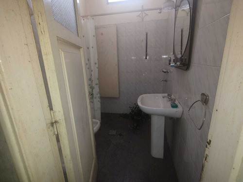 Imagen 5 de 9 de Res. America - Av. Alem 1753 - Depto En Venta