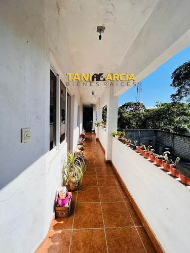 Imagen 2 de 18 de Vendo O Rento Propiedad Toda Bardeada 315 M2 De Terreno 350 De Construccion En Cordoba