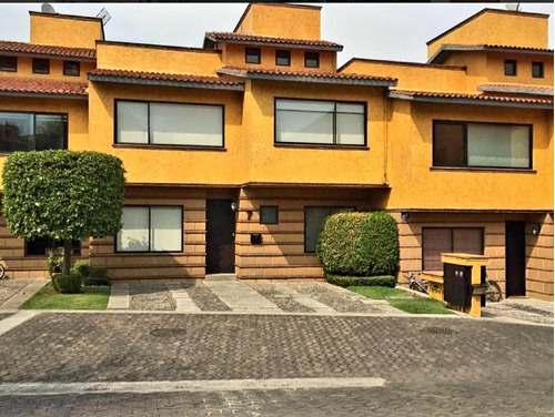 Casa En Fraccionamiento En Cuajimalpa De Morelos.