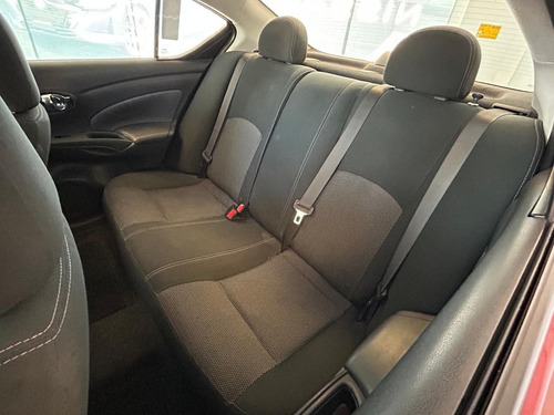 Nissan Versa 1.6 Advance At