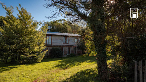 Imagen 2 de 14 de Venta De Casa Quinta Tandil