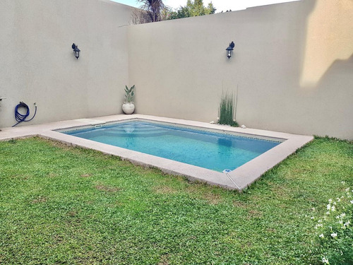 Imagen 15 de 30 de Divina Casa Con Todas Las Comodidades Y Mas, Ubicada En Martinez.