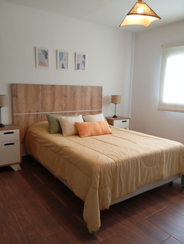 Casa En Alquiler. Miramar-temporada 2026
