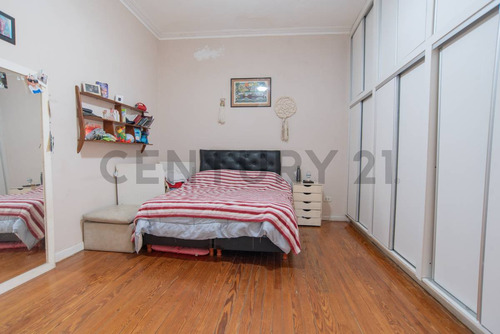 Venta De Ph Con Entrada Independiente En Lanús Este Centro. Apto Crédito! Bajó De Precio!