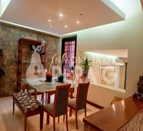 Se Vende Townhouse 209m2 En La Boyera