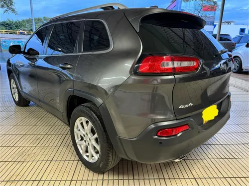Jeep Cherokee 3.2 Longitude