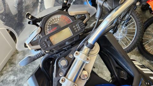 Imagen 14 de 15 de Corven Triax 250 Touring 250cc Puertomotoslp