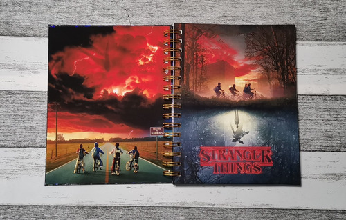 Cuaderno Stranger Things Holográfico Con Esquelas Eleven