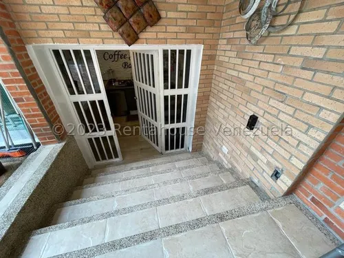 Venta De Casa En Alto Prado