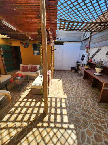 Amplia Y Elegante Casa En Alto Hospicio (85161)
