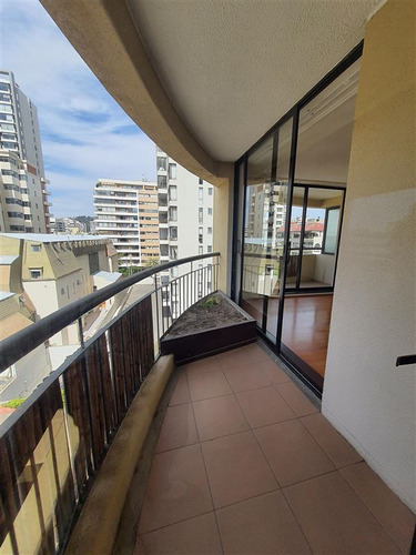 Excelente Departamento En Venta De 4 Dorm. En Viña Del Mar