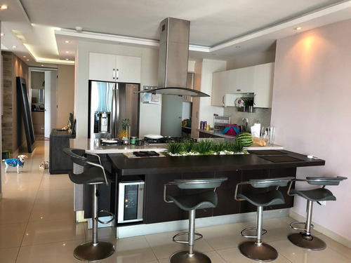 Imagen 4 de 14 de Venta De Apartamento En Ph Icon Tower, Coco Del Mar 21-8084