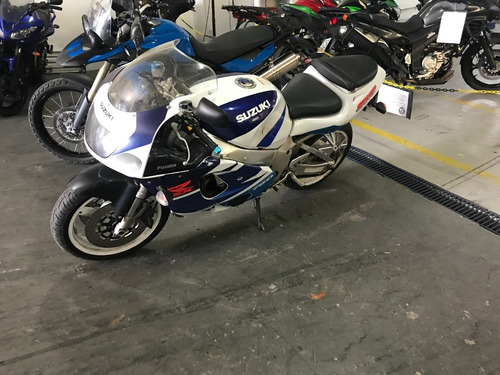 Imagem 2 de 4 de Suzuki 750
