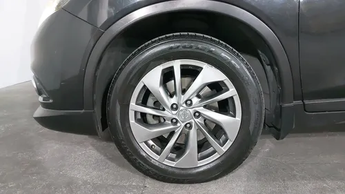 Nissan X-Trail 2.5 Advance 3 Row Cvt