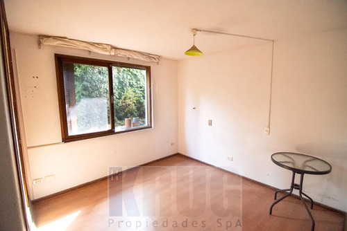 Venta Propiedad De Uso Mixto En Vitacura