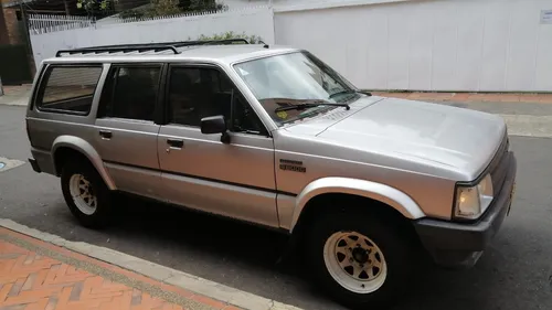Mazda B2000 2.0