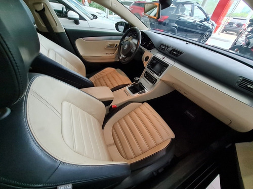 Volkswagen Passat 2.0 I Luxury 2011
