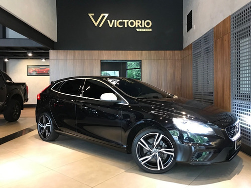 Volvo V40 R- Design T5 2.0 16v Turbo Gasolina 245cv At8 2018