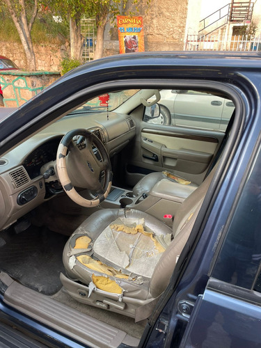 Ford Explorer 4.6 Xlt V8 3er Asiento 4x2 Mt