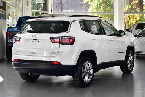 Imagen 6 de 15 de Jeep Compass 1.3 T270 Longitude - Car Cash